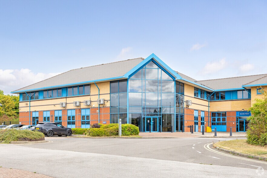 Bow Bridge Clos, Rotherham à louer - Photo du bâtiment - Image 2 de 2