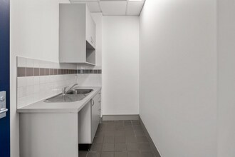 24-32 Lexington Dr, Bella Vista for lease Interior Photo- Image 1 of 8