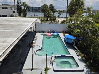Plus de détails pour 580 Bay Esplanade, Clearwater, FL - Multi-résidentiel à vendre