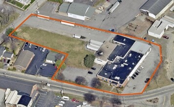 457 E North St, Carlisle, PA - AERIAL  map view