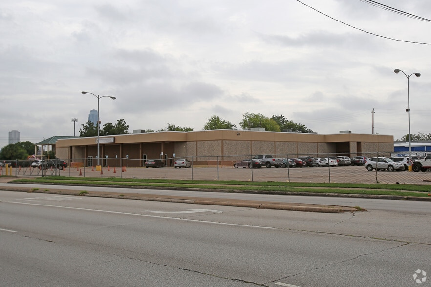 6025 Chimney Rock, Houston, TX for lease - Building Photo - Image 3 of 7