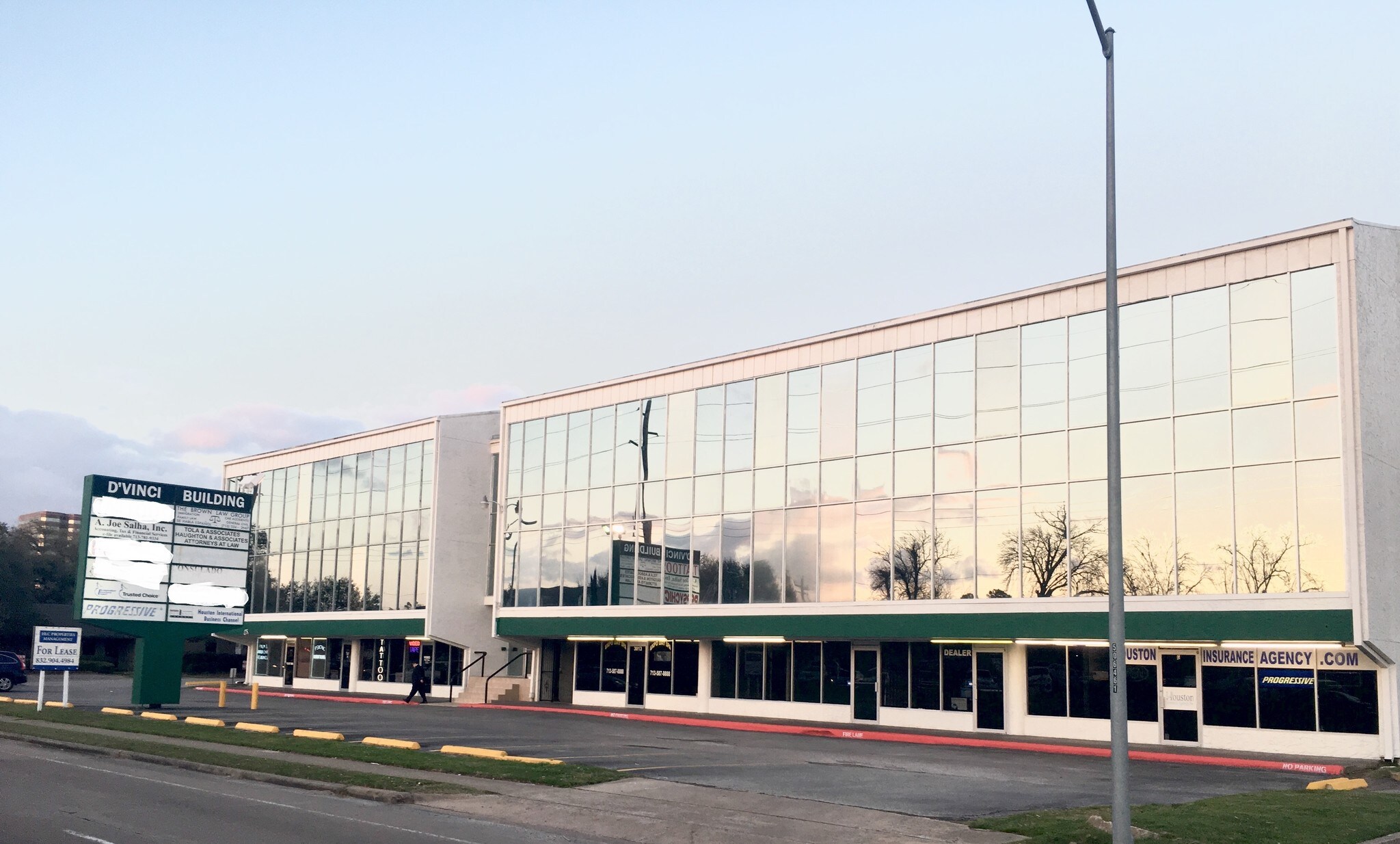 3013 Fountain View Dr, Houston, TX for lease Building Photo- Image 1 of 4