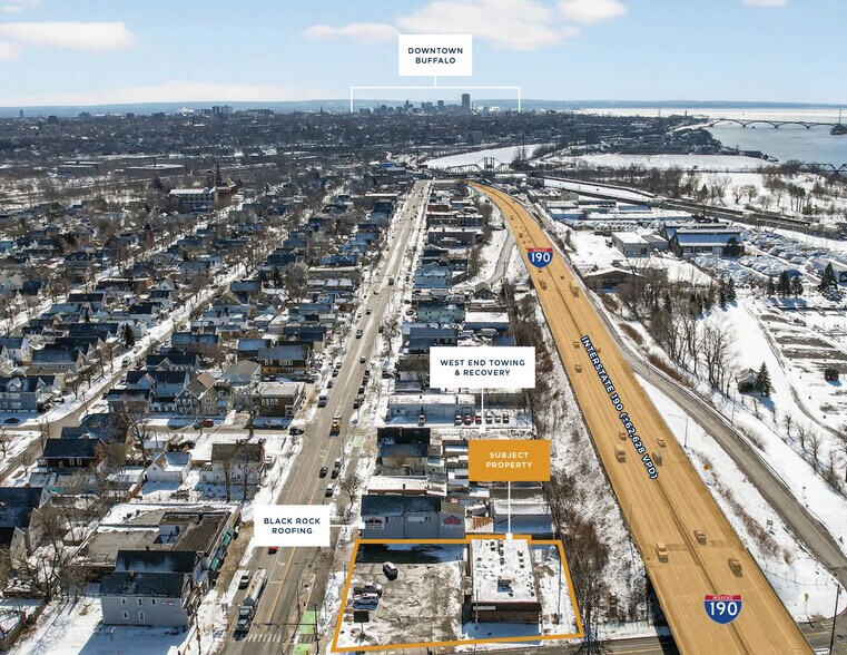 2078 Niagara St, Buffalo, NY à vendre - Photo du bâtiment - Image 3 de 27