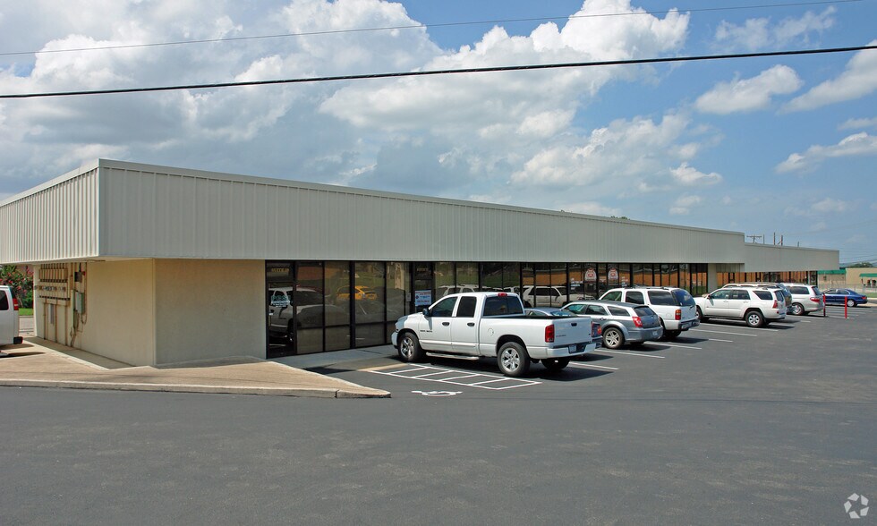 1805 Florence Rd, Killeen, TX for lease - Primary Photo - Image 1 of 2