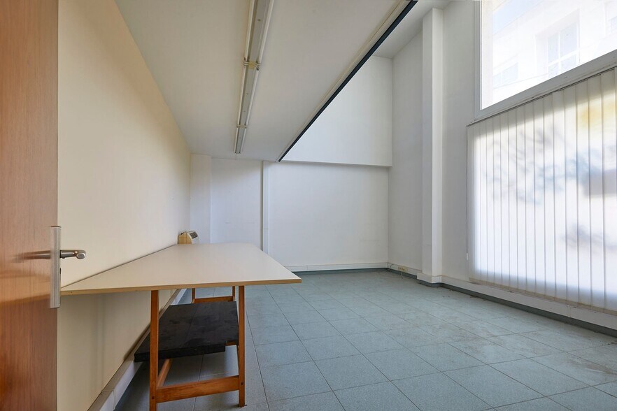 Multifamily in Sant Pere de Ribes, Barcelona for sale - Interior Photo - Image 3 of 12