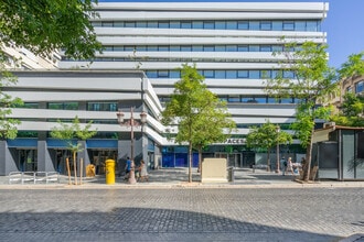 Spaces Villasis, SEVILLA, Sevilla for lease Interior Photo- Image 1 of 12