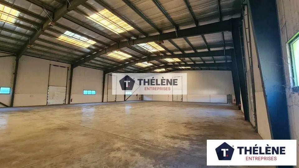 Office in Mauguio for lease - Interior Photo - Image 2 of 9