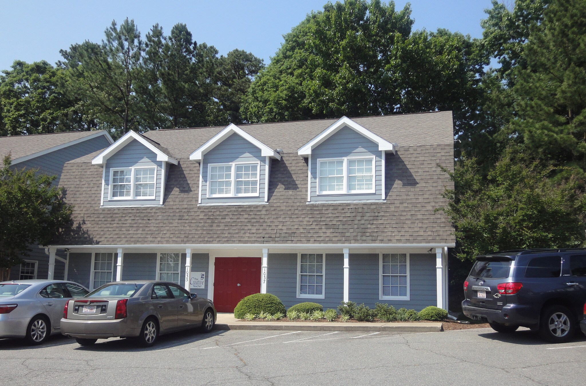 1033-1037 Bullard Ct, Raleigh, NC à louer Photo du bâtiment- Image 1 de 3