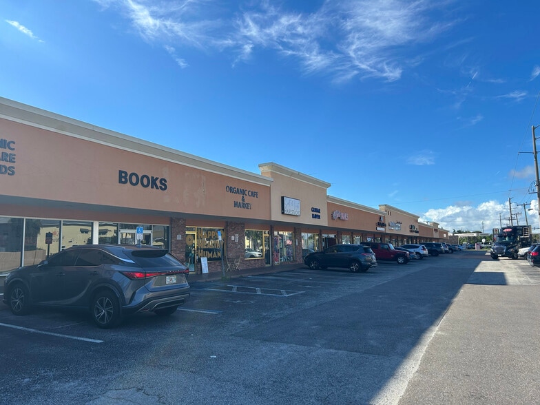 1855-1897 S Patrick Dr, Indian Harbour Beach, FL for lease - Building Photo - Image 2 of 16