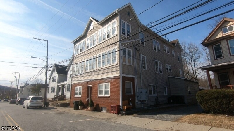 281 S Main St, Wharton, NJ à vendre Photo du bâtiment- Image 1 de 33