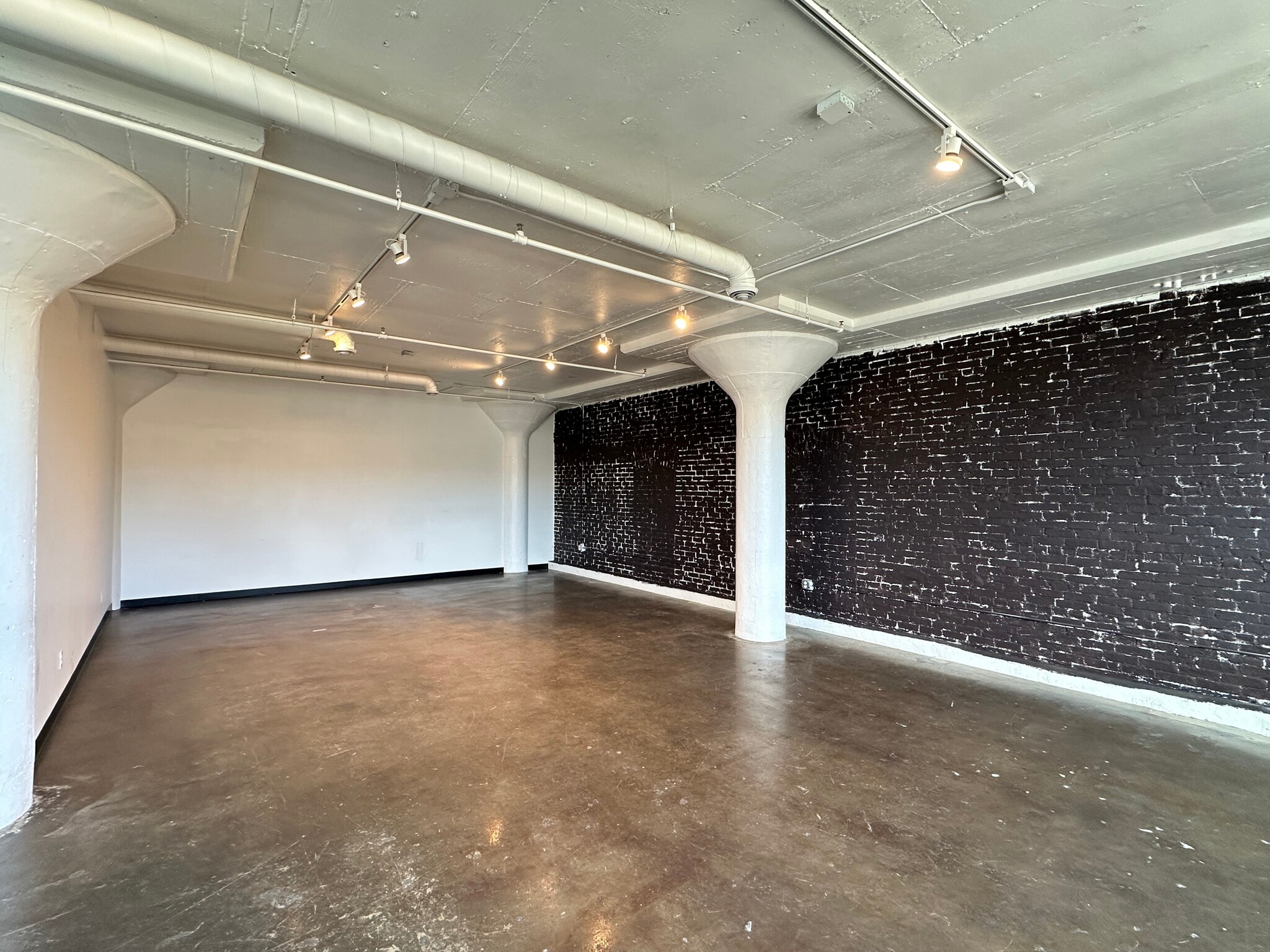 1729 N 2nd St, Minneapolis, MN for lease Interior Photo- Image 1 of 7