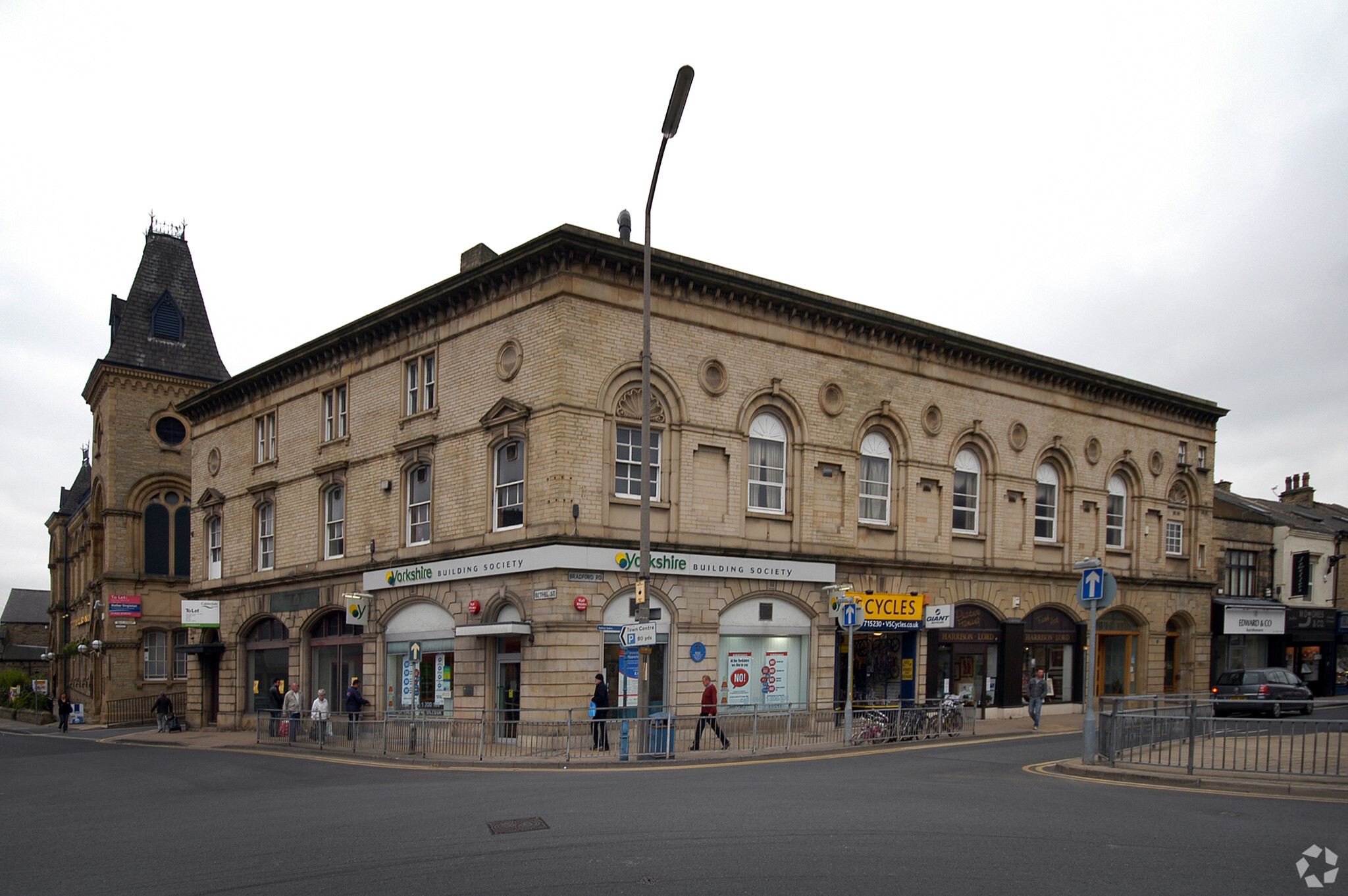 2 Bethel St, Brighouse à vendre Photo principale- Image 1 de 8