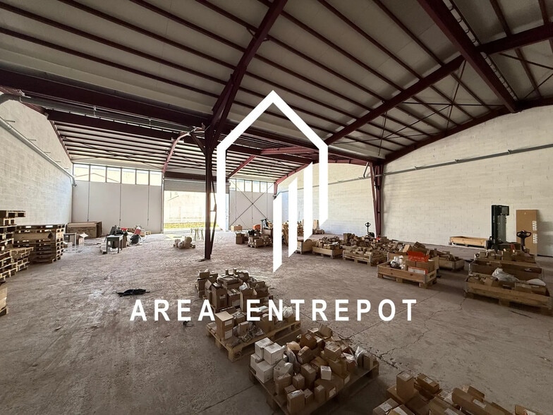 Flex in Aubagne for lease - Building Photo - Image 3 of 6