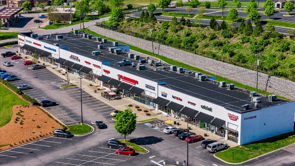 7050-7088 Charlotte Pike, Nashville, TN for lease - Building Photo - Image 1 of 44