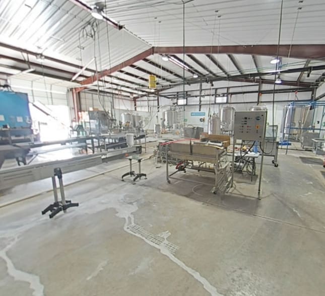 5200 Electric Ave, Spicewood, TX for lease - Interior Photo - Image 3 of 6