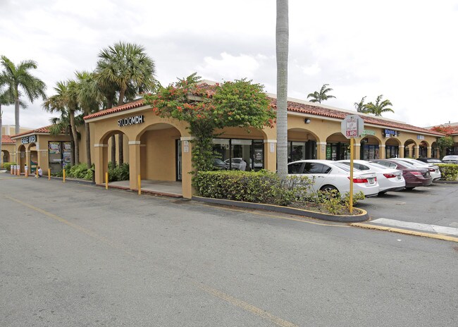 More details for 10720 W Flagler St, Miami, FL - Retail for Lease