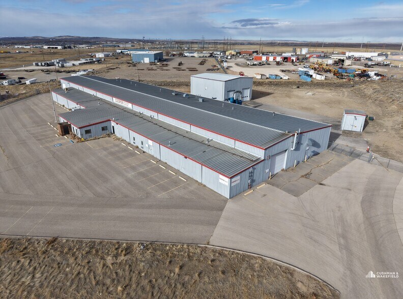 1950 N Loop Ave, Casper, WY à vendre - Photo du bâtiment - Image 2 de 14