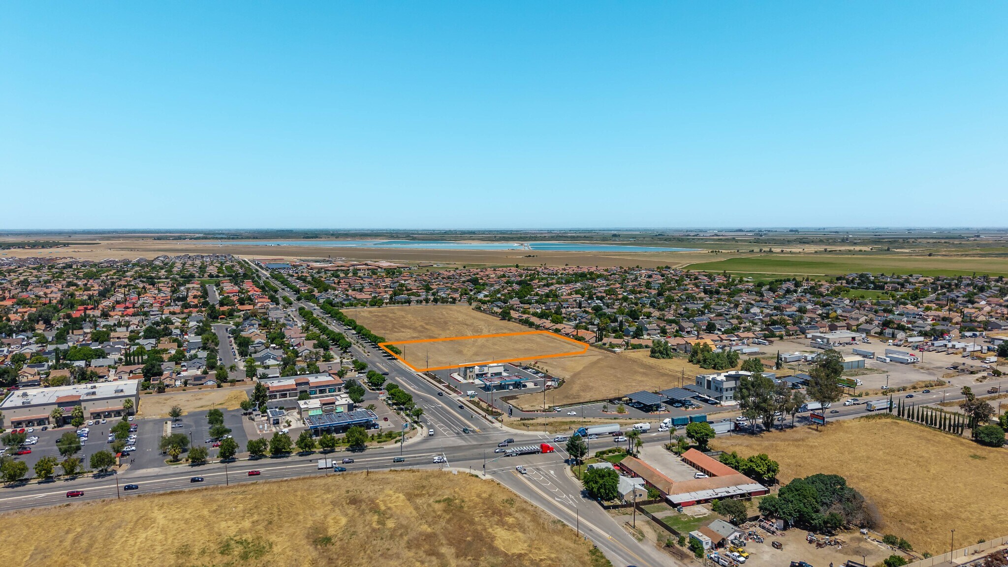 Ward Rd & E Pacheco Blvd, Los Banos, CA à vendre Photo du bâtiment- Image 1 de 16