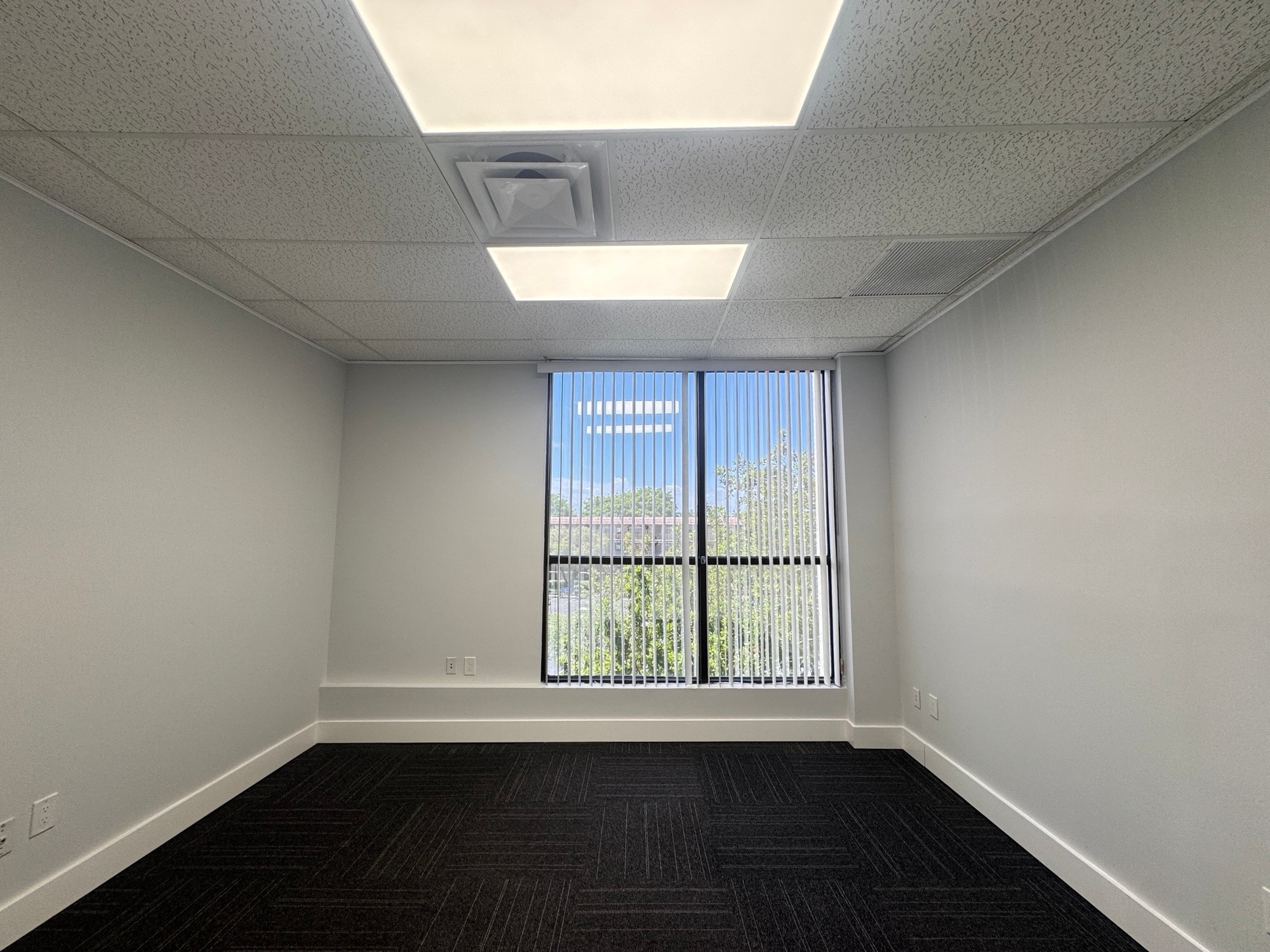 23123 State Road 7, Boca Raton, FL for lease Interior Photo- Image 1 of 9