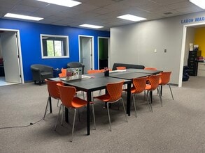 340 Granite St, Manchester, NH for lease Interior Photo- Image 2 of 2