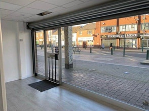 102 High St, Wednesfield à louer Photo intérieure- Image 2 de 6