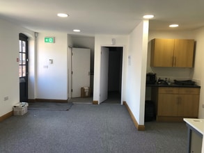 500 King St, Stoke On Trent for lease Interior Photo- Image 2 of 14