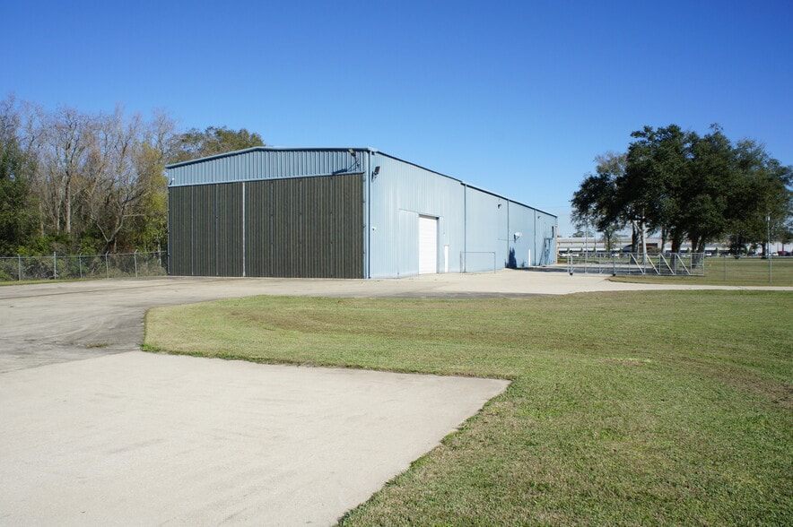 3505 W Admiral Doyle Dr, New Iberia, LA for lease - Building Photo - Image 3 of 19