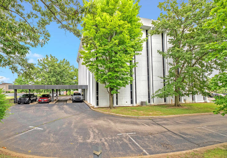 6730 Roosevelt Ave, Middletown, OH à vendre - Photo du bâtiment - Image 3 de 9