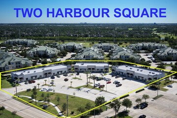 3033 Marina Bay Dr, League City, TX à louer - Photo du bâtiment - Image 3 de 5