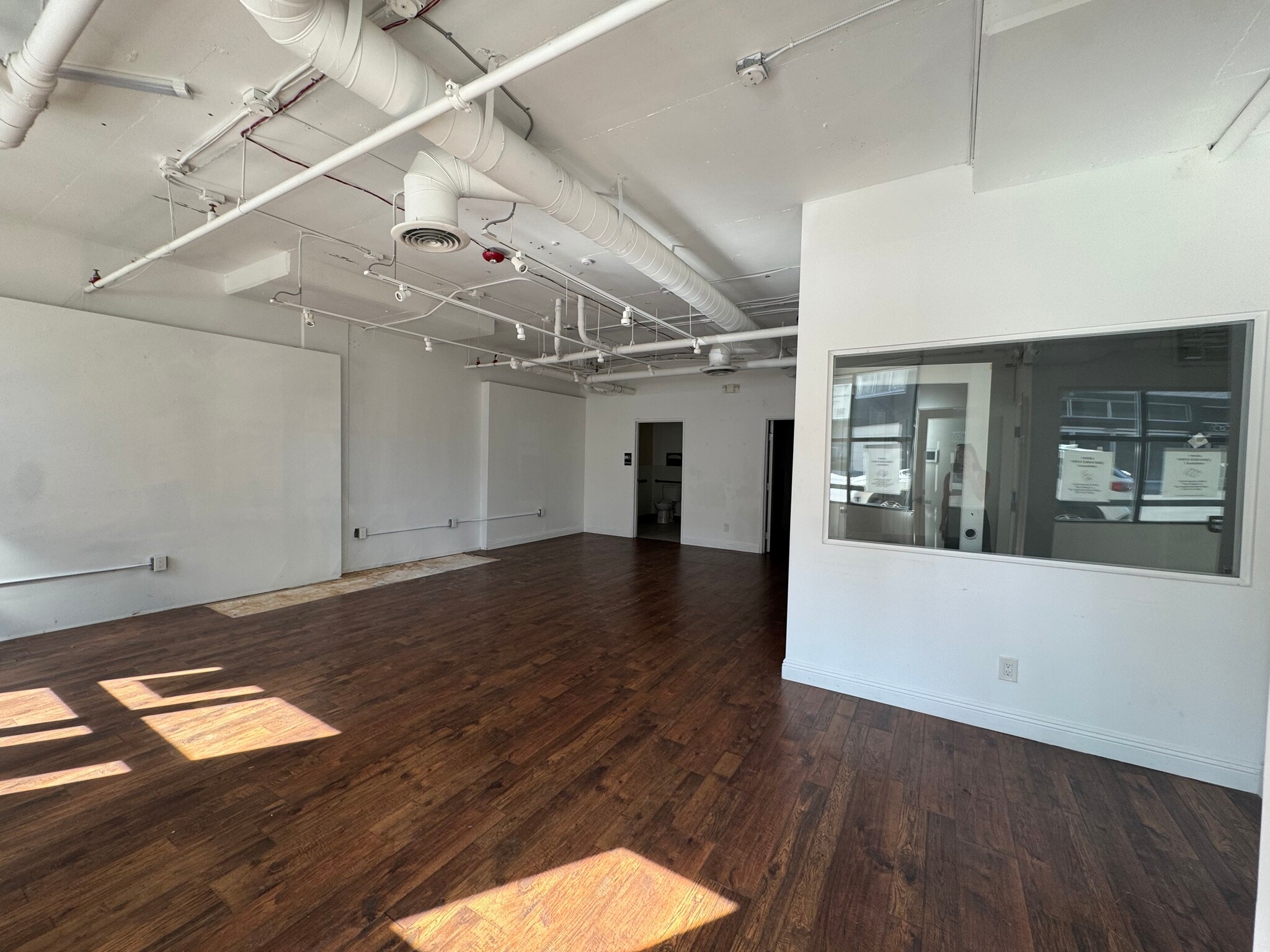 1970-1990 Columbia St, San Diego, CA for lease Interior Photo- Image 1 of 5