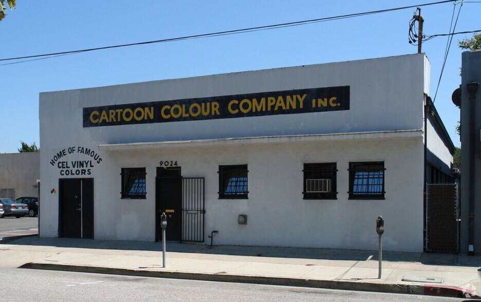 9024 Lindblade St, Culver City, CA à louer - Photo du bâtiment - Image 2 de 2