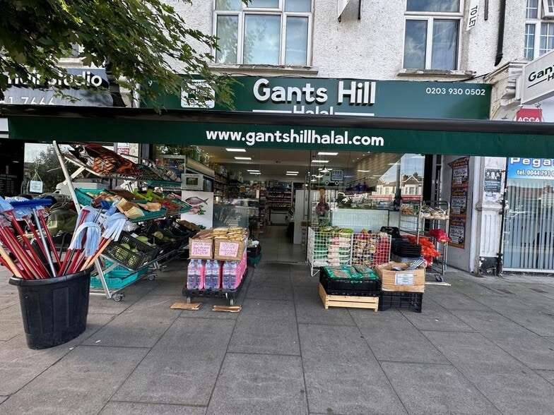 9 Woodford Ave, Ilford for sale - Building Photo - Image 3 of 27