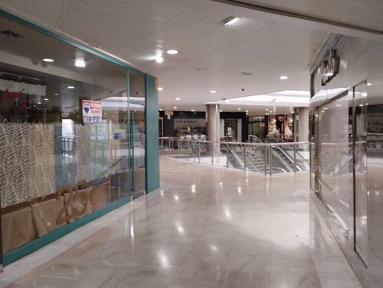 Commerce de détail dans Valladolid à vendre - Photo du bâtiment - Image 3 de 16