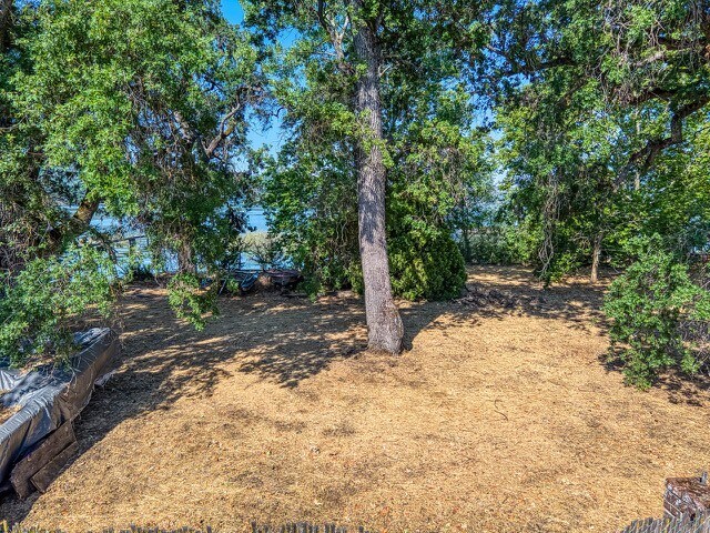 14089 Lakeshore Dr, Clearlake, CA à vendre - Photo du bâtiment - Image 2 de 7