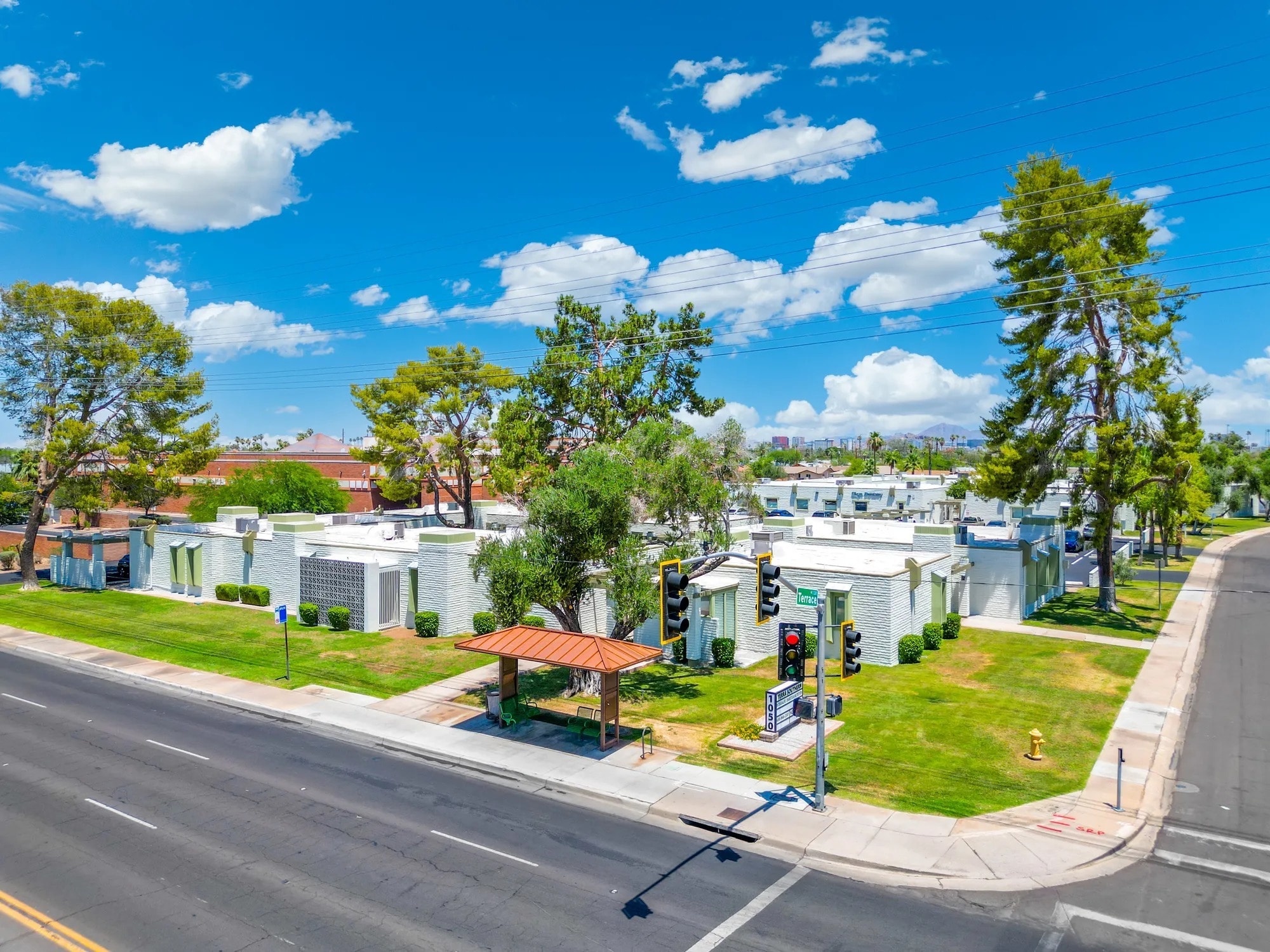 1050 E Southern Ave, Tempe, AZ for lease Building Photo- Image 1 of 10