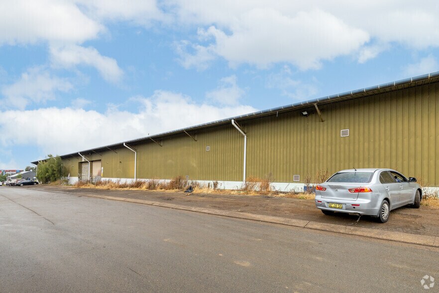 27-33 Roberts Rd, Greenacre for lease - Building Photo - Image 3 of 4