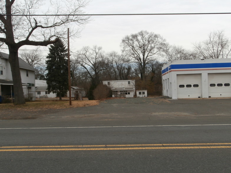 903-907 Marne Hwy, Hainesport, NJ for sale - Building Photo - Image 2 of 5