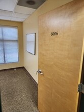 302 Davis Grove Cir, Cary, NC for lease Interior Photo- Image 1 of 4