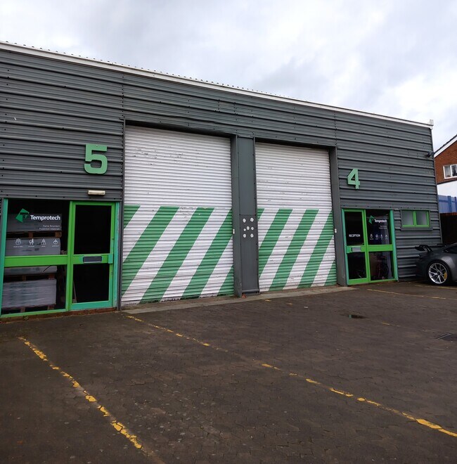 Plus de détails pour Main Rd, Bordon - Industriel à louer