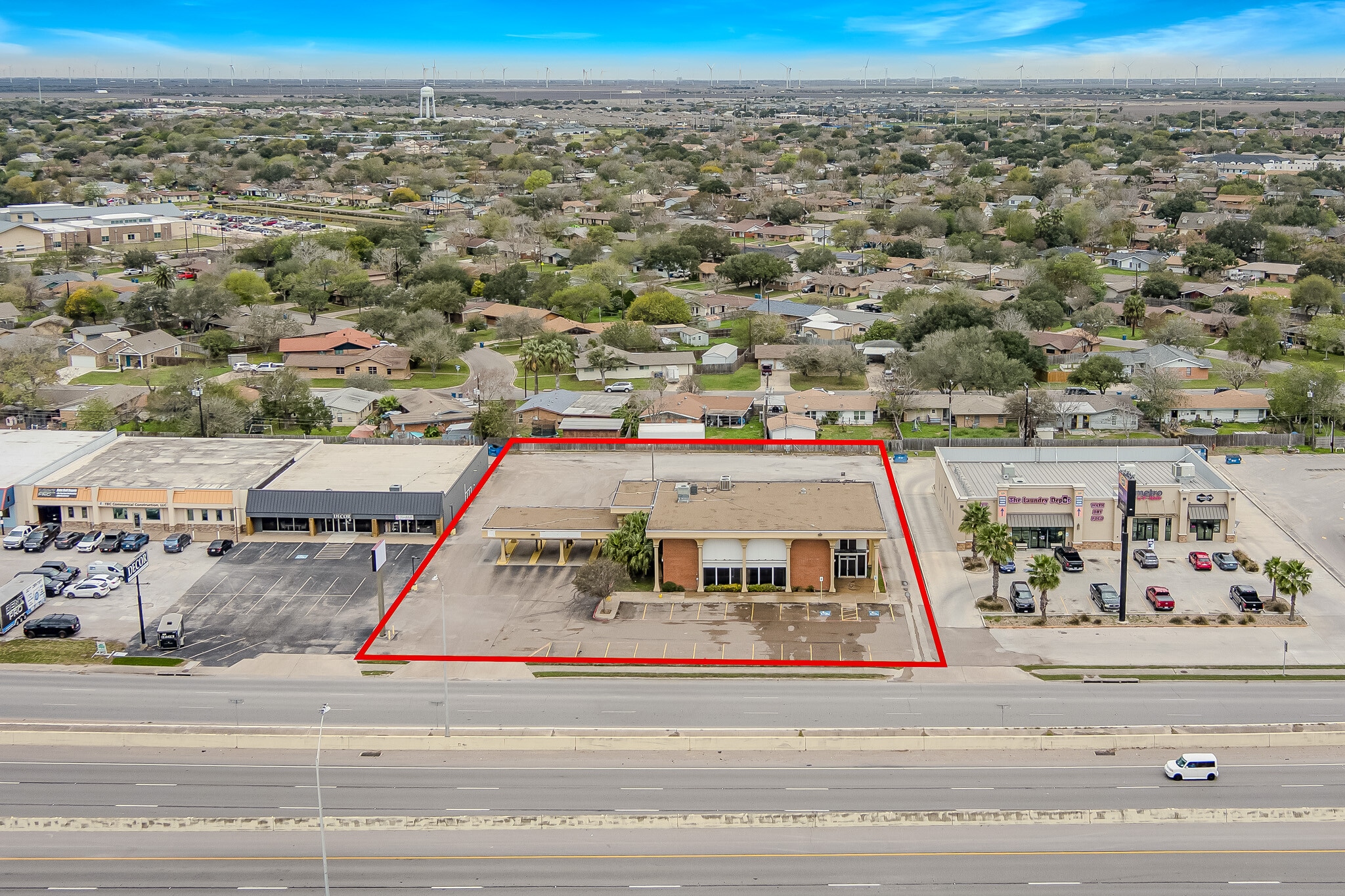 1031 US Highway 181, Portland, TX for sale Primary Photo- Image 1 of 33
