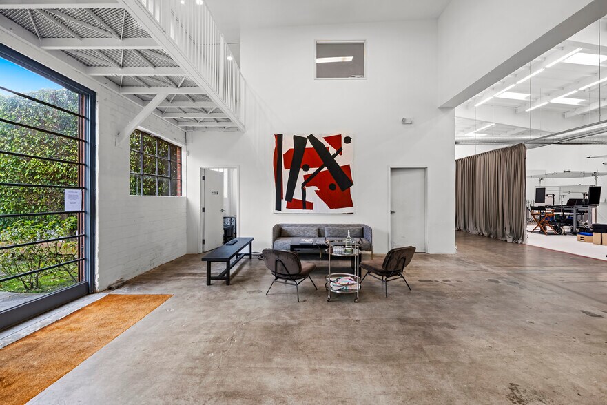 11240 Playa Ct, Culver City, CA à louer - Photo intérieure - Image 2 de 15