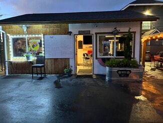 More details for 411 Oregon Way, Longview, WA - Retail for Sale