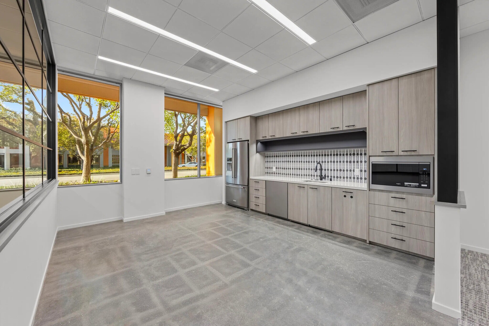 7525 Irvine Center Dr, Irvine, CA for lease Interior Photo- Image 1 of 6