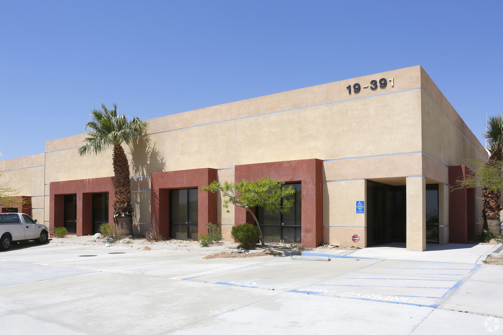 19391 Newhall St, Palm Springs, CA for sale Building Photo- Image 1 of 1