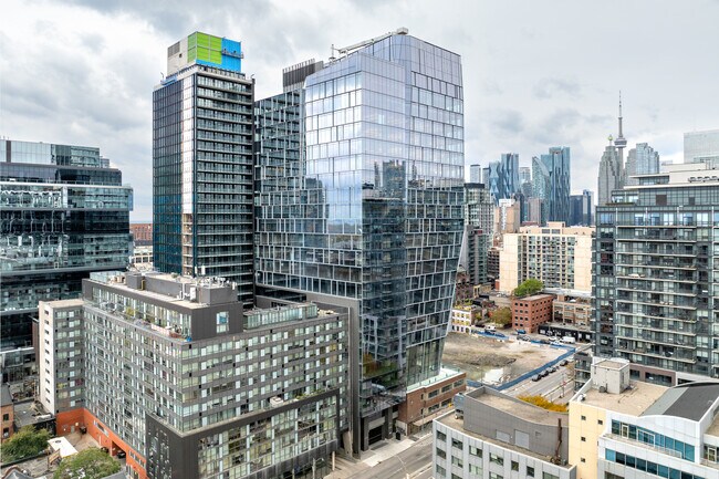 Plus de détails pour 25 Ontario St, Toronto, ON - Bureau, Commerce de détail à louer