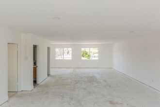 12923 Venice Blvd, Los Angeles, CA for lease Interior Photo- Image 2 of 5