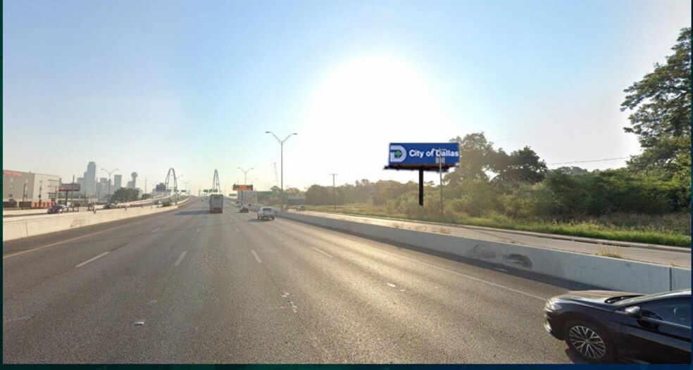 234 Dallas Fort Worth Turnpike, Dallas, TX à louer - Photo du bâtiment - Image 3 de 6