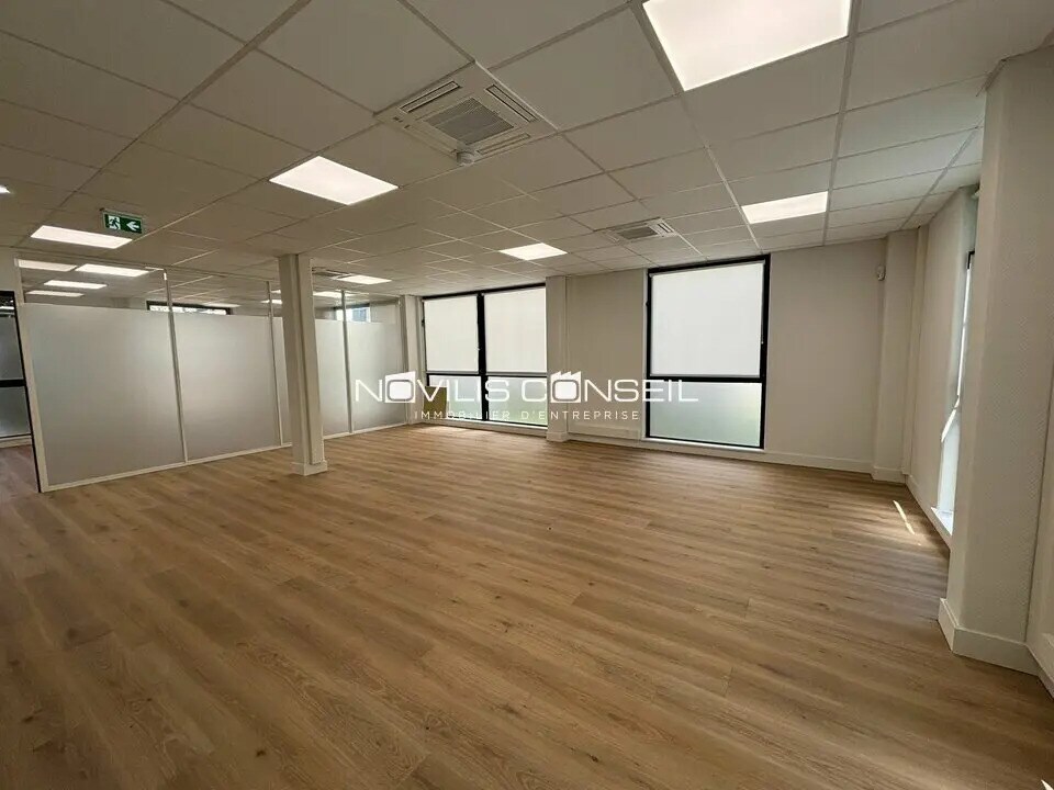 Office in Ramonville-Saint-Agne for lease Interior Photo- Image 1 of 11