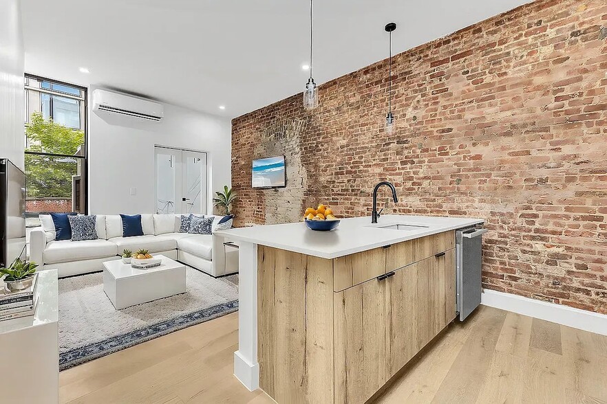 261 Bowery, New York, NY for sale - Interior Photo - Image 3 of 6