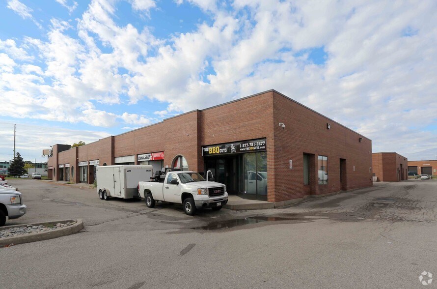 3280 Steeles Ave W, Vaughan, ON à louer - Photo du bâtiment - Image 2 de 7